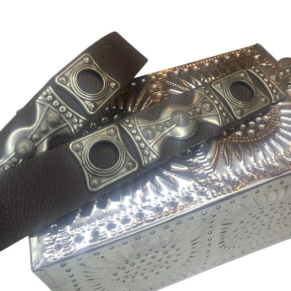 Chicos Genuine Leather Studded Belt L Silver Metal Aztec Steam Punk Ring Clasp - Picture 2 of 7